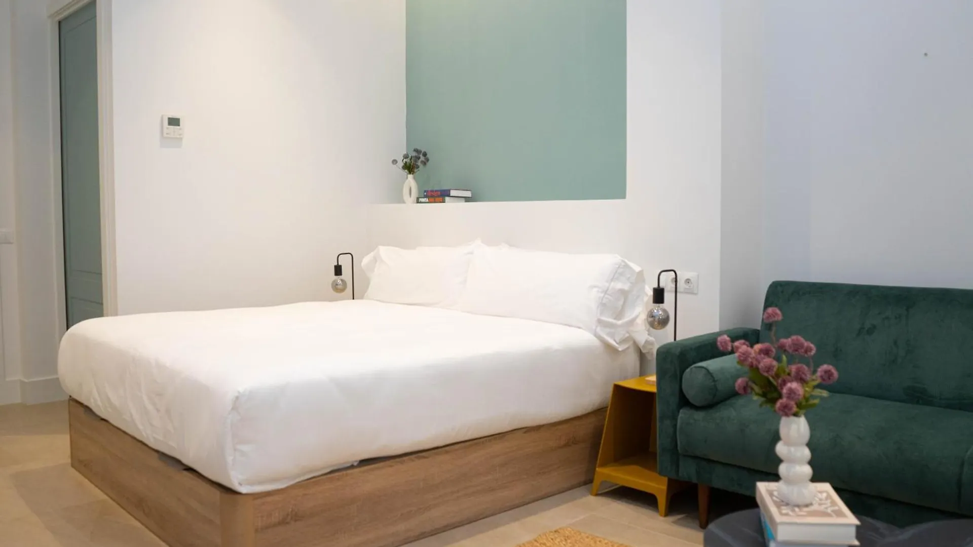 Aparthotel Be Mate Malaga Catedral