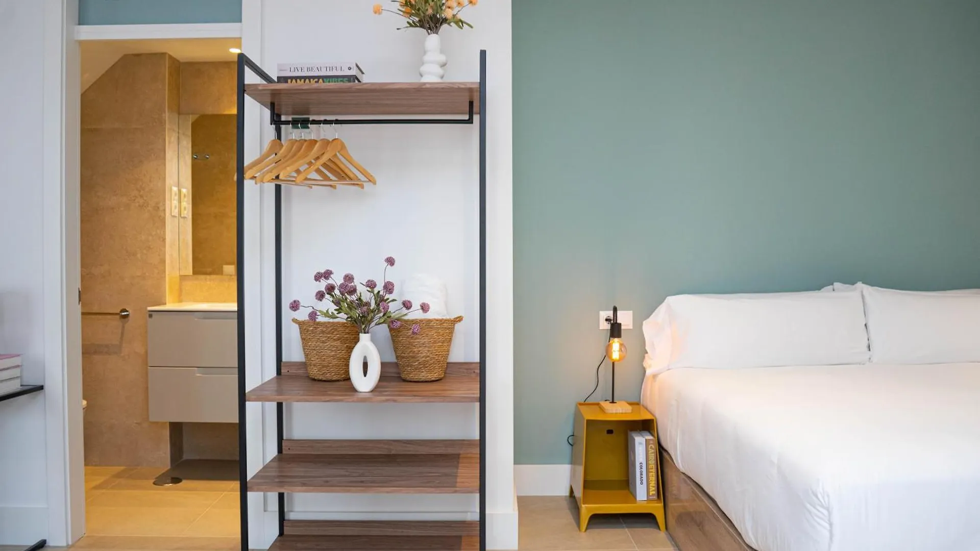 Aparthotel Be Mate Malaga Catedral
