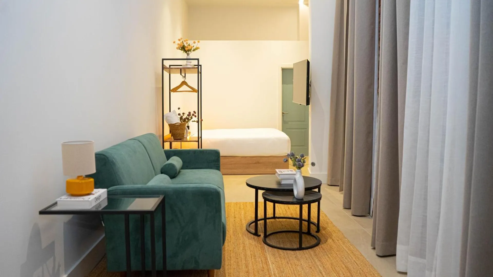 Be Mate Malaga Catedral Aparthotel